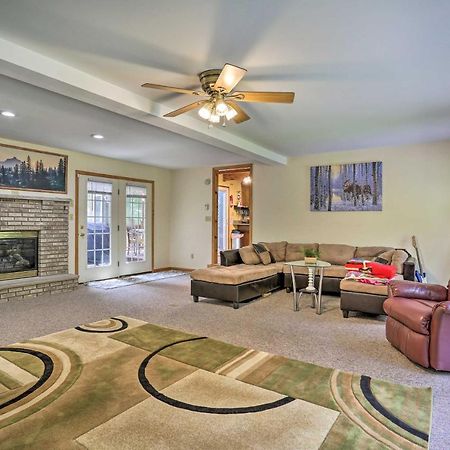 Henryville Home With Hot Tub About 5 Mi To Camelback! Ngoại thất bức ảnh