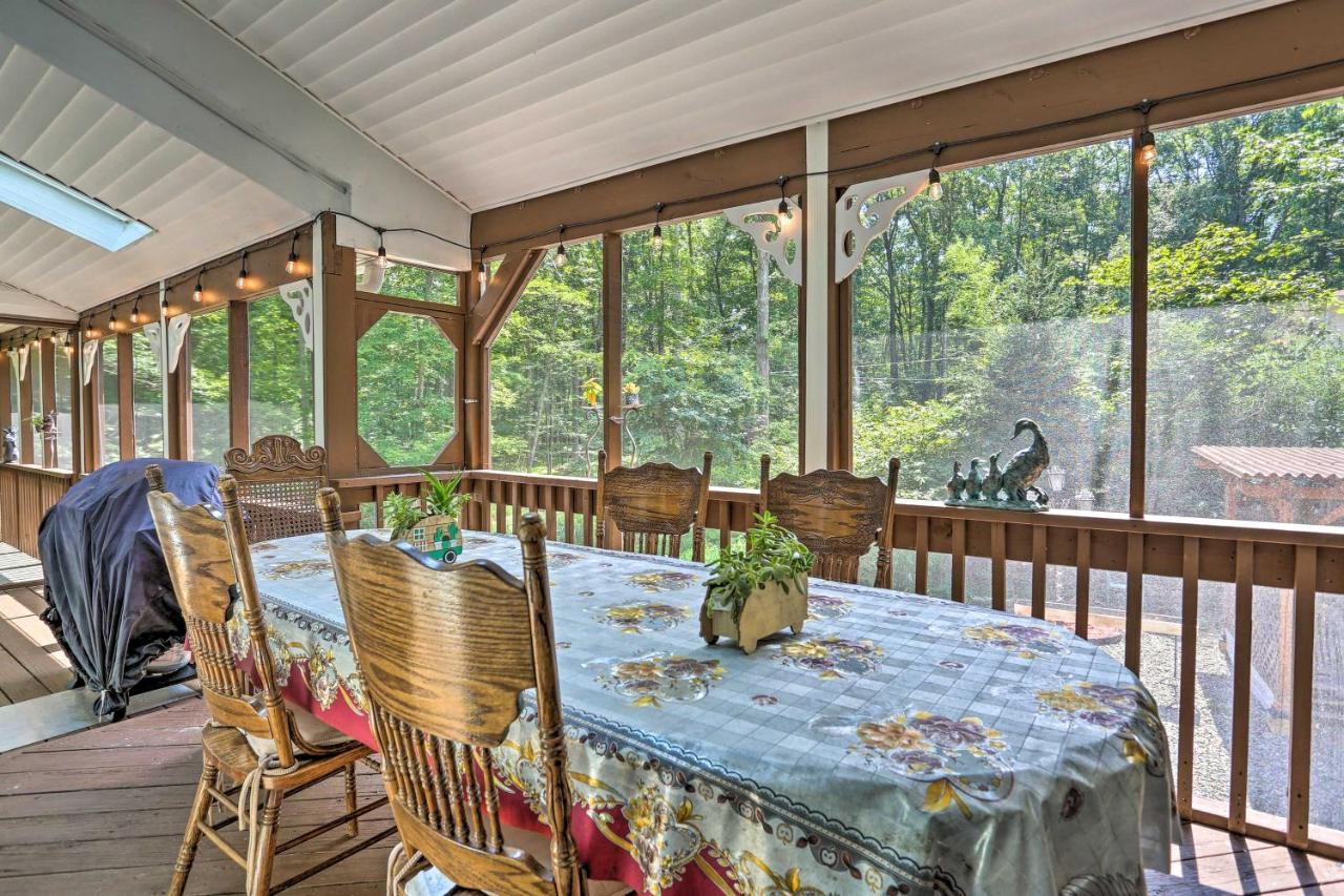 Henryville Home With Hot Tub About 5 Mi To Camelback! Ngoại thất bức ảnh