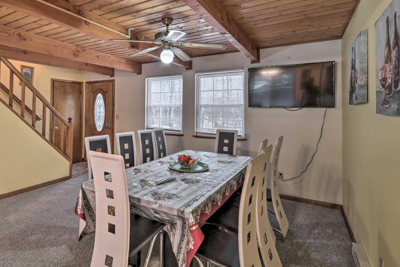 Henryville Home With Hot Tub About 5 Mi To Camelback! Ngoại thất bức ảnh